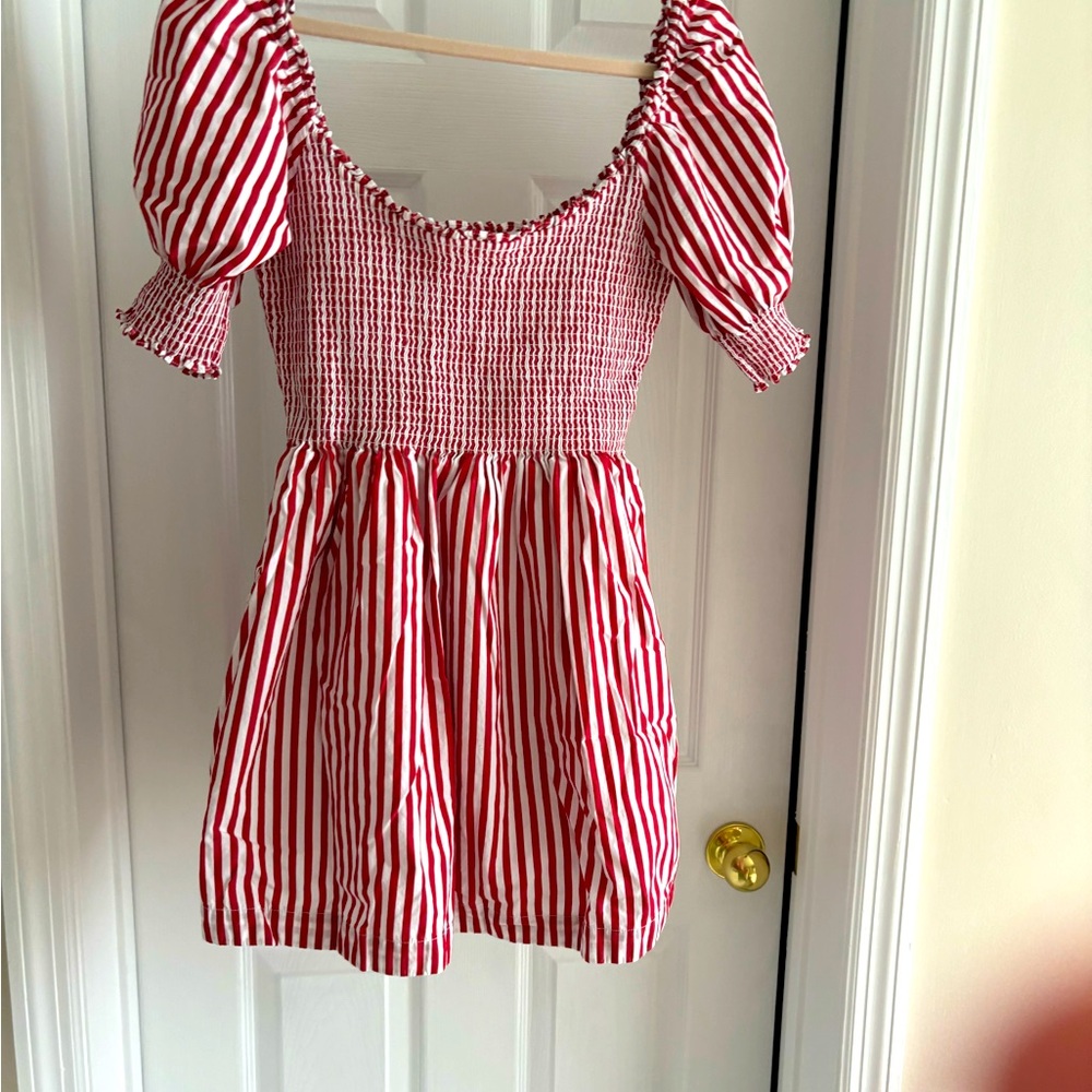 Hill House NAIA dress size medium.